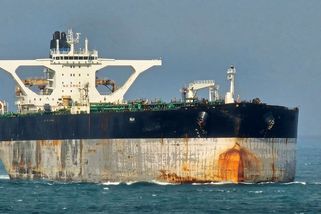 Americké námořnictvo v Karibiku obsadilo další tanker - Novinky